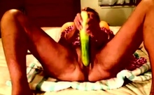 Granny amateur using a huge cucumber, cuming and squirting