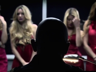 Babe watched blonde while masturbating