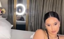 Busty MILF cam babe in lingerie pussy masturbation