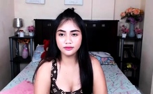 Amateur Webcam Teen Masturbates And Teases