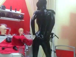 Kylies Latex Webcam Show BDSM Fun im Studio